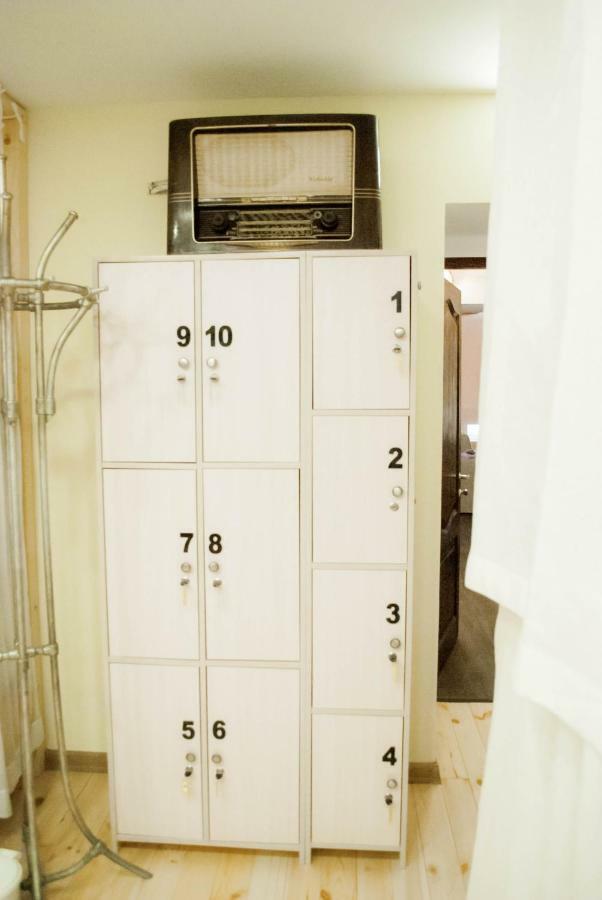 Hostel Uyutniy Dvorik Odessa Luaran gambar
