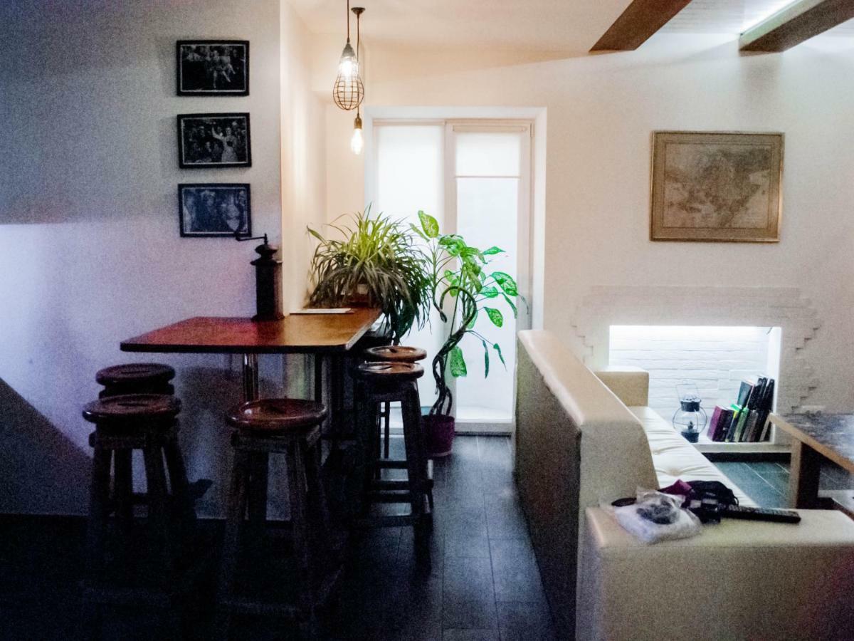 Hostel Uyutniy Dvorik Odessa Luaran gambar