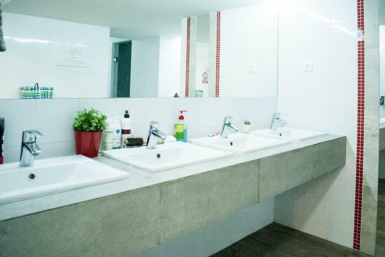 Hostel Uyutniy Dvorik Odessa Luaran gambar