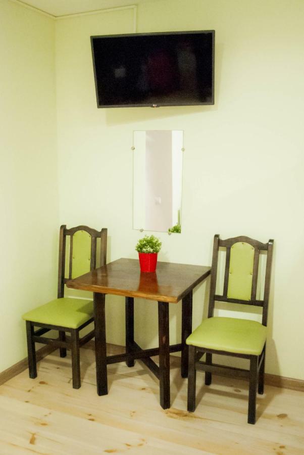 Hostel Uyutniy Dvorik Odessa Luaran gambar