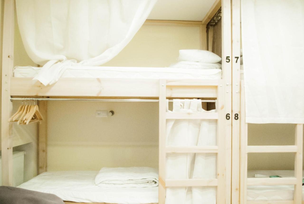 Hostel Uyutniy Dvorik Odessa Luaran gambar